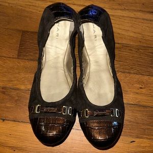 Tahari Veronica ballet flats Size 7.5